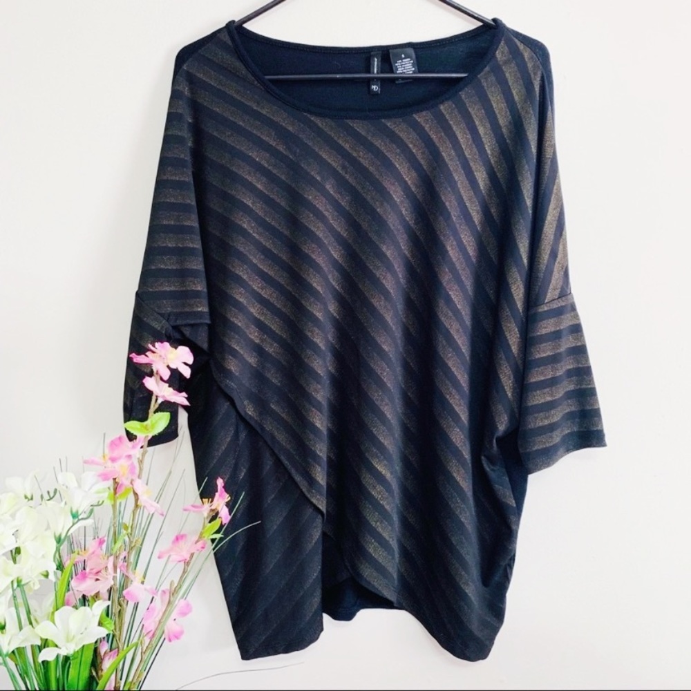 New Directions Black Oversized Short Sleeve Top
